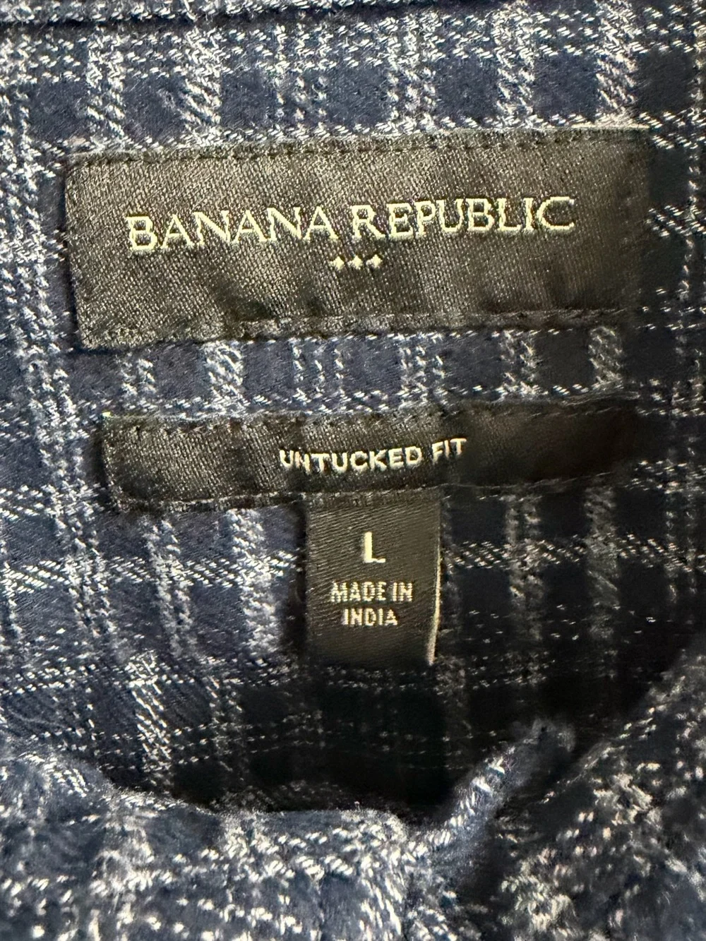 Banana Republic Men's Navy and Light Blue Plaid Button-Down Shirt